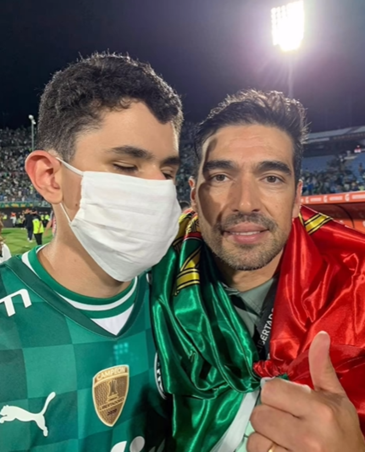 Nickollas celebrou título da Libertadores ao lado de Abel Ferreira e outros ícones do Palmeiras