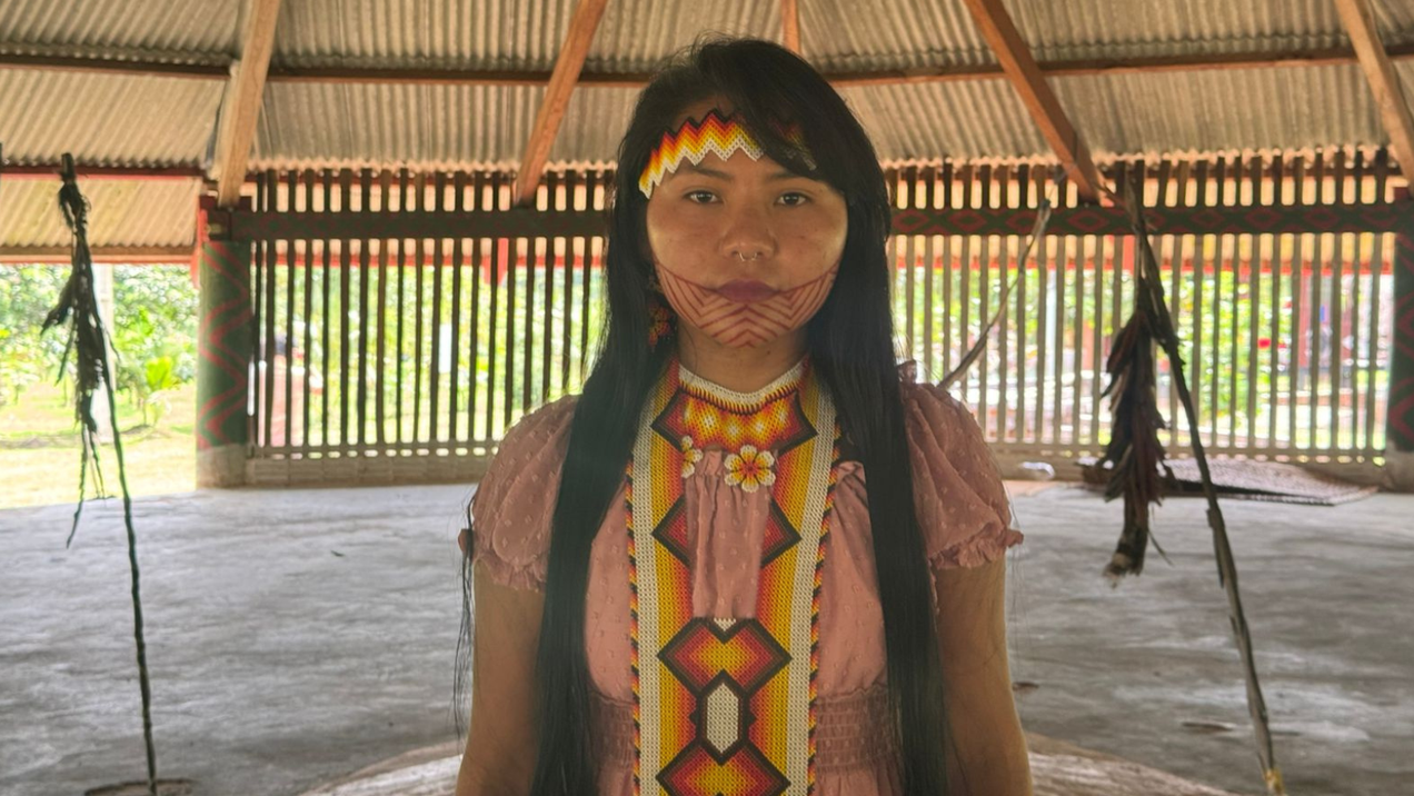 Jocilene Serena Henrique tem 24 anos e vive no Centro Huwã Karu com a família