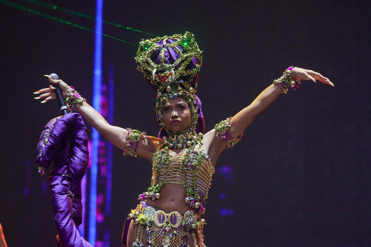 A cantora Gaby Amarantos se apresenta no palco The One na edição 2025 do festival The Town realizado no Autódromo de Interlagos em São Paulo neste domingo (14).