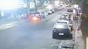 Carro da prefeitura do Rio é atacado com explosivo em Copacabana