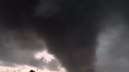 Tornado assusta e deixa feridos no RS; vídeos mostram desespero de moradores