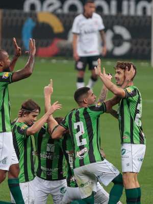 América-MG marca no fim e bate o Corinthians por 1 a 0 em SP