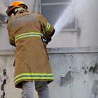 Quarenta bombeiros ainda atuam no Hospital de Bonsucesso