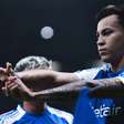 Com direito a hat-trick, Cruzeiro goleia Grêmio no Brasileirão