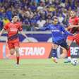 Cruzeiro empata com o Athletico-PR e fica a uma vitória da permanência no Brasileirão