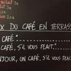 Café sem "bom dia" e "por favor" custa R$ 22 em bar francês