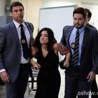 'Amor à Vida': Aline é abordada por policiais em aeroporto