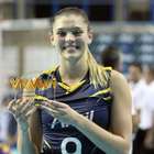 Rosamaria faz Amil "esquecer" Tandara e é melhor em quadra