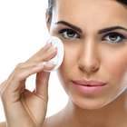 Especialista ensina a preparar três demaquilantes caseiros