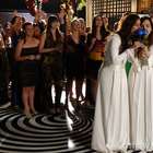 'Em Família': Verônica e Silvia pegam buquês em casamento