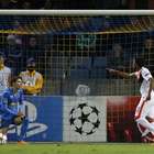 Em semana dos sonhos, Luiz Adriano promete somar na Seleção