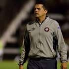 Claudinei Oliveira é o novo técnico do Vitória