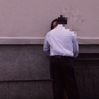 Vídeo flagra reação de homens ao encontrarem mulher bêbada