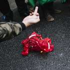 Av. Paulista se divide entre festa e ato contra impeachment