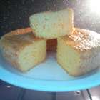 Bolo de malharia com parmesão tipicamente mineiro