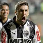 Pratto interessa ao Sevilla e pode ser companheiro de Ganso