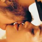 'Caliente', "Acordando o Prédio" é o ...