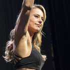 Vídeo: Paolla Oliveira demonstra força em aula de luta