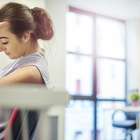 Você sabia? Por que as mulheres ficam mal-humoradas na TPM?