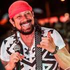 Bell Marques agita em "40 Carnavais do Camaleão"