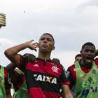 Fla vence Portuguesa e chega à 3ª final da Copinha em 8 anos