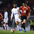 Santos vai bem na defesa e segura empate com o Independiente
