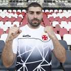 Conheça Phill Jonathan, lutador vascaíno que dá a vida ...