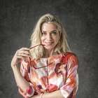 Eterno sorriso de Letícia Spiller é destaque em "Guardião"