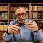 Um jantar com Steve Bannon e Olavo de Carvalho