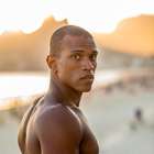 Bartender bonitão da novela das 7 não bebe na vida real