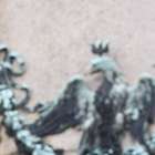 Papa fica preso em elevador, dá susto e atrasa missa