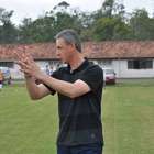 Mirando quinto título pelo Athletico-PR, Tiago Nunes já ...