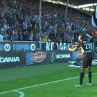 Casimir Ninga entrou como substituto e fez 3 gols em 11 ...