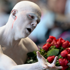 Grife se inspira na dança butoh para performance na SPFW