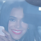 Marquezine acerta no mix de estilos com blazer e calça jeans