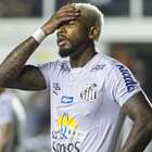 Chateado com Santos, Marinho "some" após redução salarial