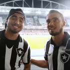 Irmãos estiveram no Nilton Santos em 2019 (Foto: Reprodução/Botafogo TV) Foto: Lance!