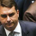 PF alertou Fávio Bolsonaro que operação mirava Queiroz