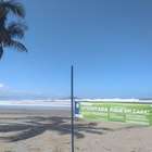 Contra assédio de turistas, SP fecha praias com tapumes