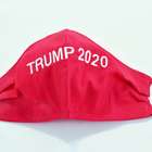 Garçonete se recusa a usar máscara em apoio a Trump e é ...