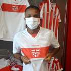 Emprestado pelo Flamengo, Bill é apresentado no CRB: ...