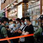 Polícia de Hong Kong prende quase 300 em manifestação