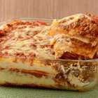 Saiba como fazer uma lasanha de panqueca à bolonhesa