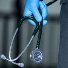 Médico é preso após estuprar e agredir paciente em consulta