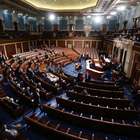 Republicanos discutem possibilidade de remoção de Trump