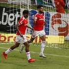 Inter bate o Ceará e assume vice-liderança do Brasileirão