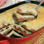 Lasanha de legumes com molho branco para um jantar prático