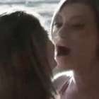 Andressa cospe no rosto de Denise em briga em A Fazenda