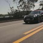 Com apenas 5 kg/cv, Mini JCW empolga a cada acelerada