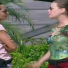 A Fazenda: Carla desabafa com Rayanne, 'vou pedir para sair'